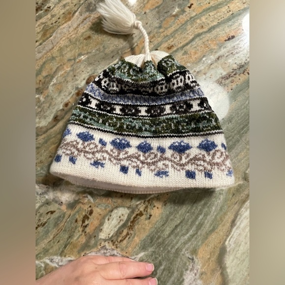 TURTLE FUR knit cap - Picture 4 of 4